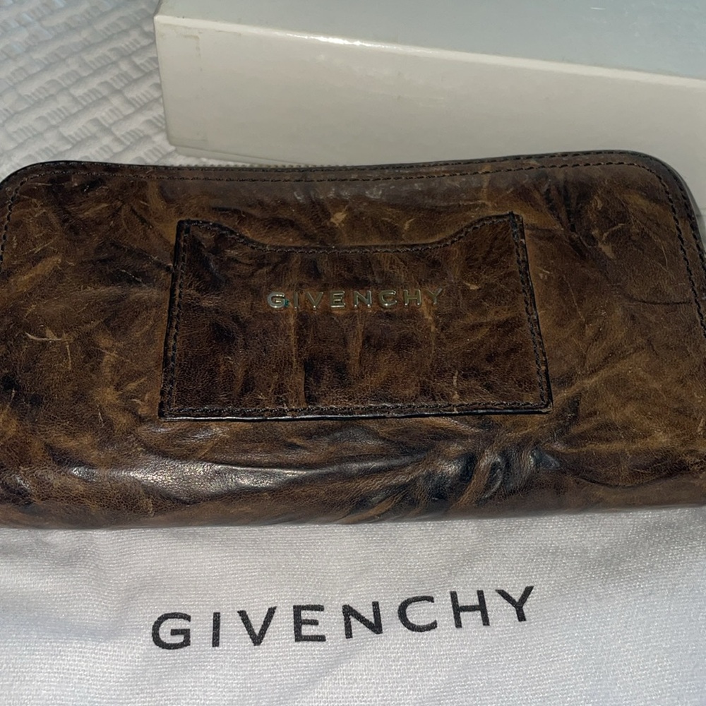 Givenchy Wallet - Picture 2 of 10